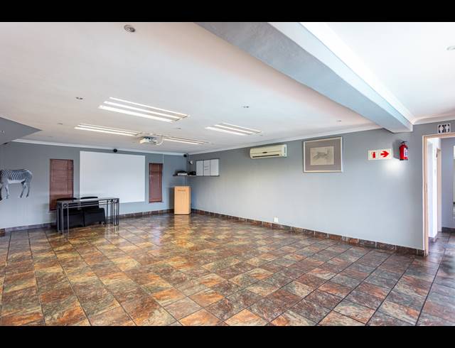 1,600M² GUESTHOUSE FOR SALE IN PANORAMA
